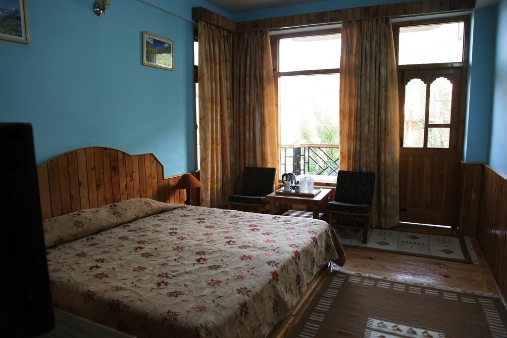 Nagar  Hotel Naggar Delight الغرفة الصورة